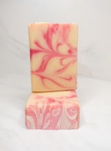 Load image into Gallery viewer, Raspberry Vanilla Goat Milk Soap
