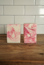 Load image into Gallery viewer, Raspberry Vanilla Goat Milk Soap
